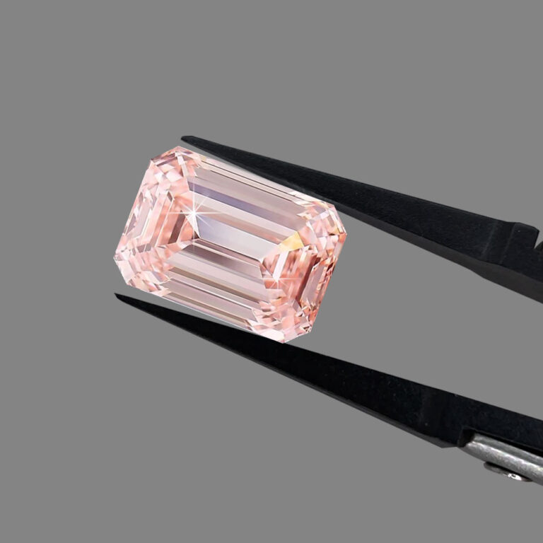 Fancy light pink diamond