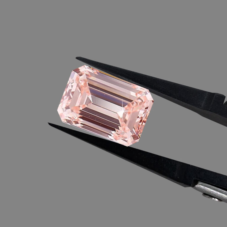 fancy pink diamond
