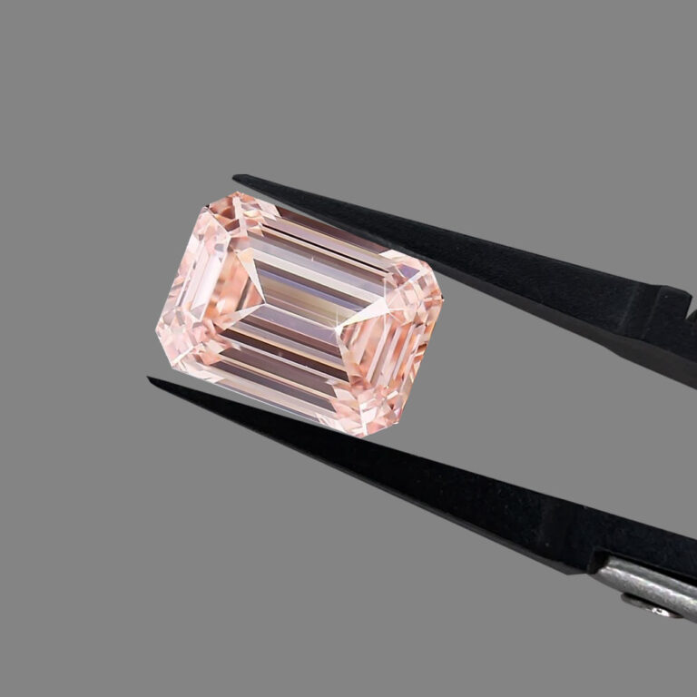 Long Emerald cut Diamond