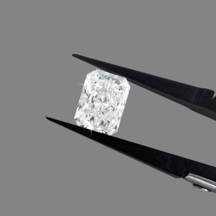 1 carat radiant cut diamond, Radiant 2.39 carat diamond