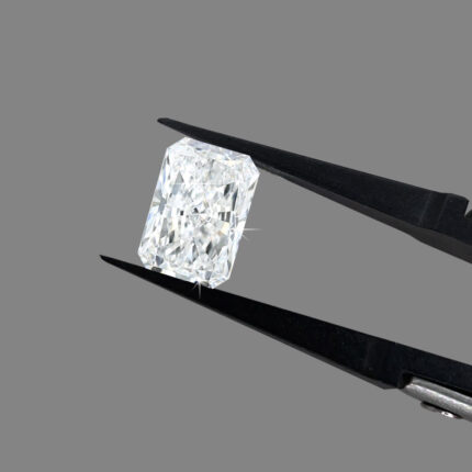 Radiant Diamond, 2.25 Carat Radiant diamond