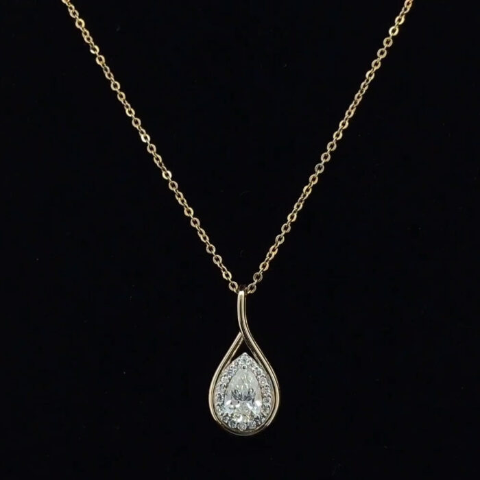 Pear-Shaped Diamond Necklace