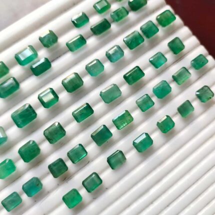 Natural Panna Gemstone