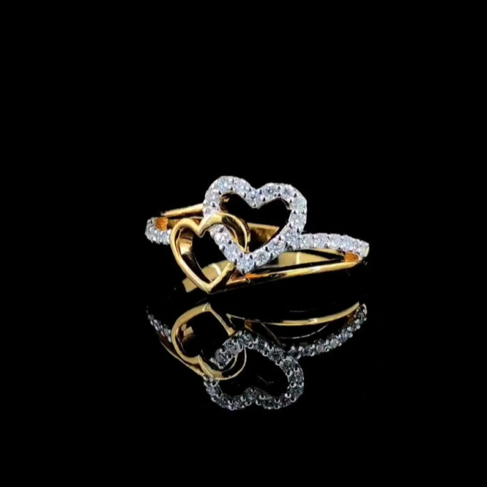 Intertwined Hearts Gold Ring
