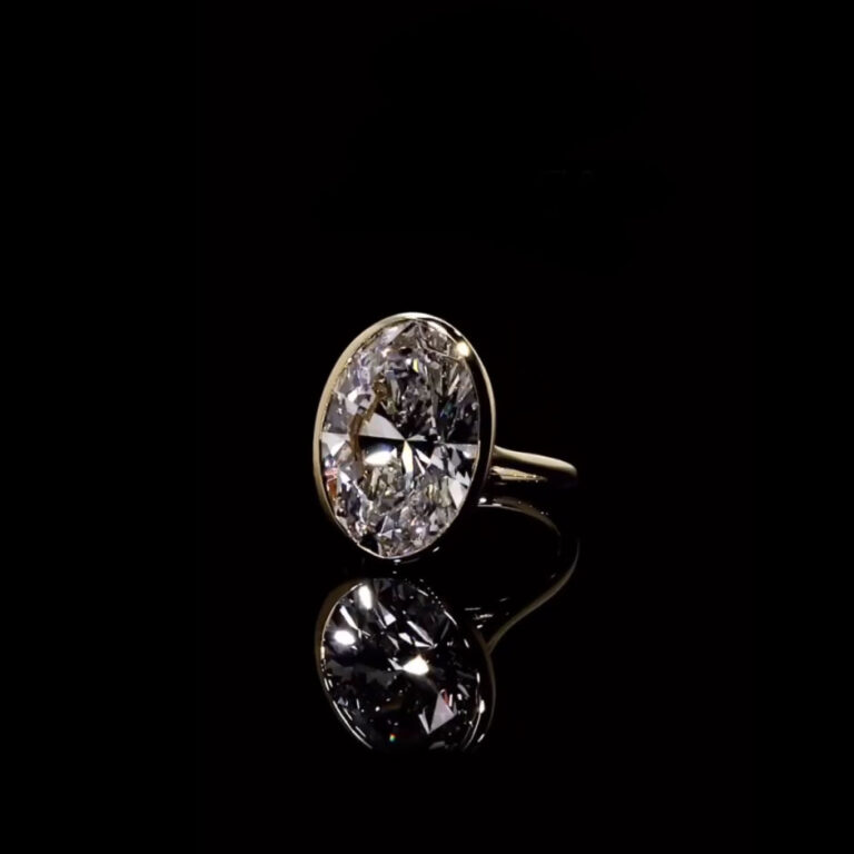 Vintage-Style Oval Diamond Ring